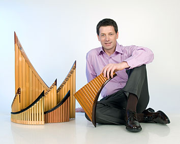 Vitaliy Reutsky and his panflutes